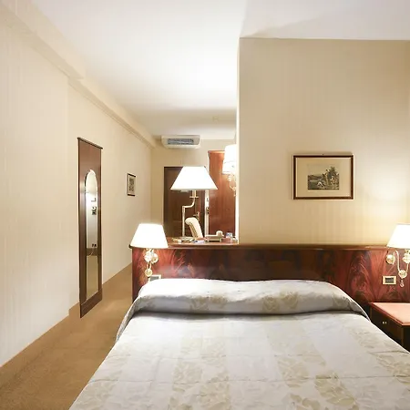 Zanhotel Tre Vecchi 4* Болонья