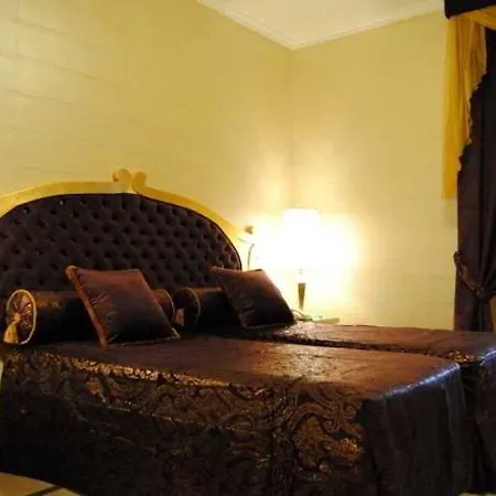Zanhotel Tre Vecchi 4* Болонья