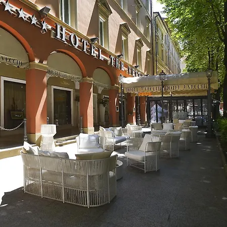 Zanhotel Tre Vecchi Готель