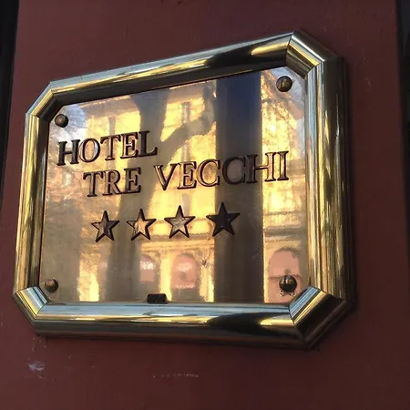 Готель Zanhotel Tre Vecchi Болонья