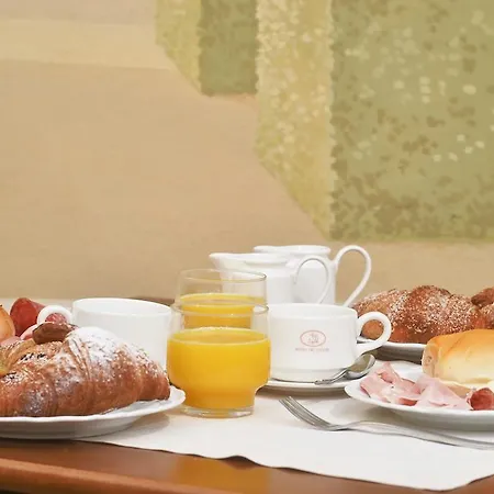 Zanhotel Tre Vecchi Болонья