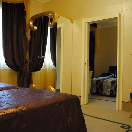 Zanhotel Tre Vecchi מלון 4*